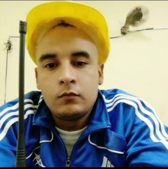 Meet your Posher, Luis - Picture 1 of 1